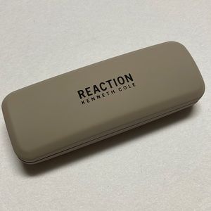 NEW Reaction Kenneth Cole Glasses Case